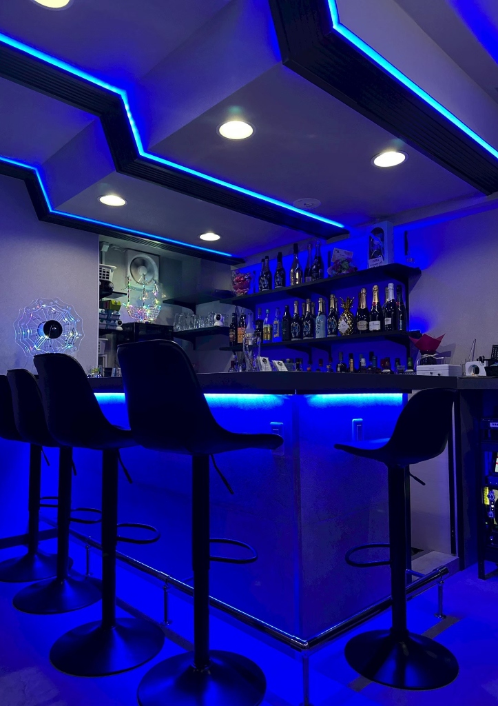 KARAOKE BAR neo UMEDA